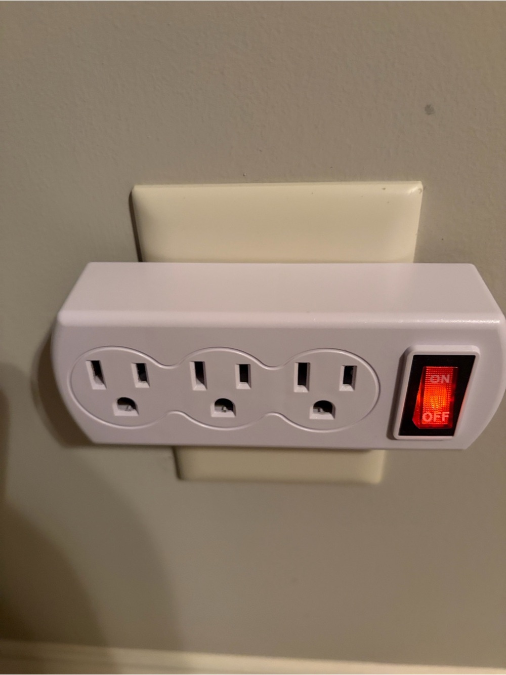 Three Prong, Three Plug Multi Outlet Adapter with On/Off Switch in White